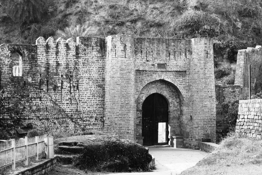 Historical Tour, Kangra fort &Rock cut temple from Dharmasla - Should you book the Kangra heritage day?