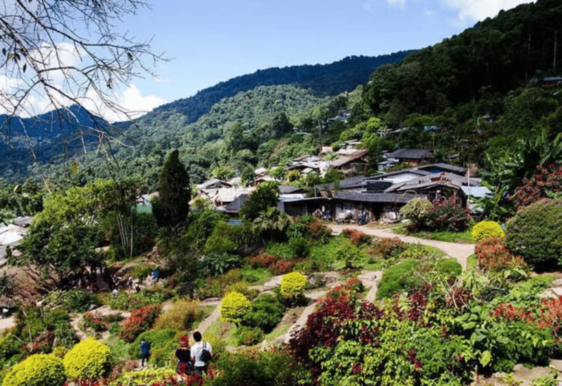 Hmong Village, Doi Suthep and Wat Pha Lat Half Day Tour - Key points at a glance