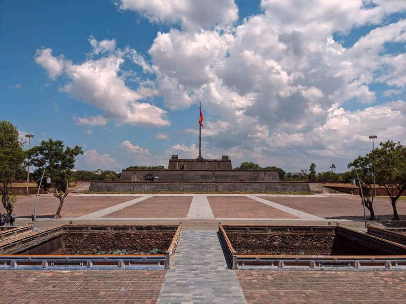 Hue City Highlights Tour: Pagoda, Citadel & Royal Tombs - The guide and the pace of the day