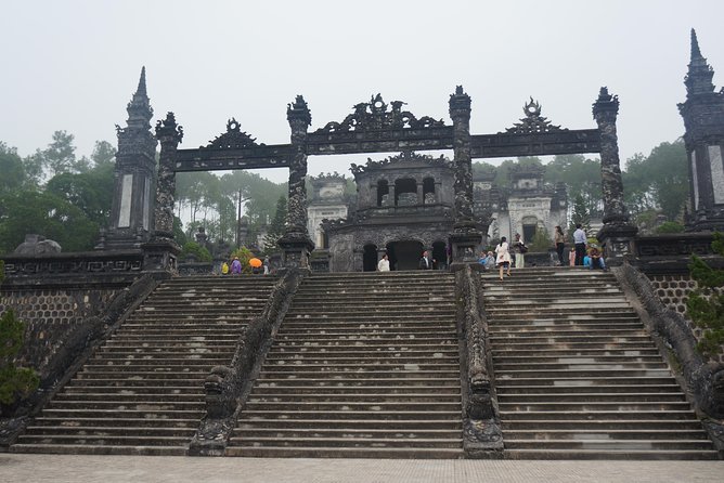Hue: Dragon Boat, Perfume River, Pagoda & Royal Tomb Tour - Thuy Xuan Incense Village adds color and a hands-on stop