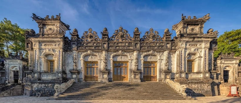Hue: Hue Royal Tombs Tour Visit 3 Best Tombs & Pagoda - Thuy Xuan Incense Village, a colorful local pause