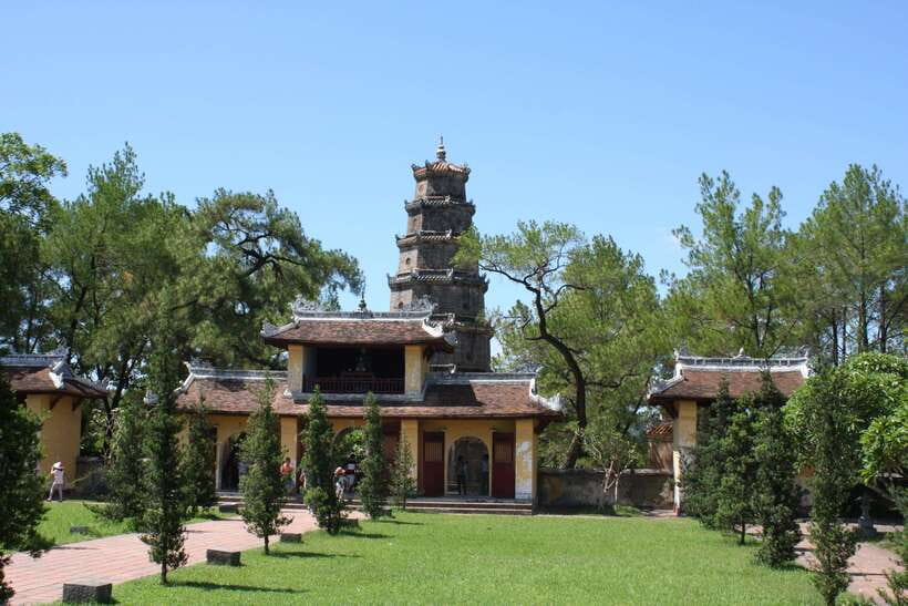 Hue: Perfume River Cruise with Thien Mu Pagoda & Tombs - Why this Hue half-day works well