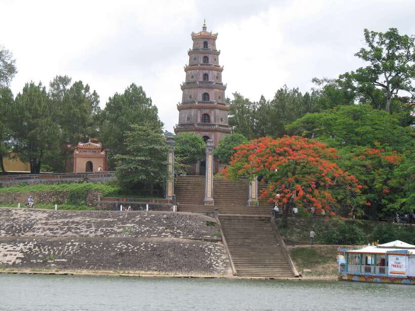 Hue: Perfume River Cruise with Thien Mu Pagoda & Tombs - Thien Mu Pagoda, Hue’s riverfront symbol
