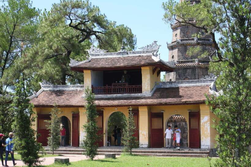 Hue: Perfume River Cruise with Thien Mu Pagoda & Tombs - What the $28 price really covers