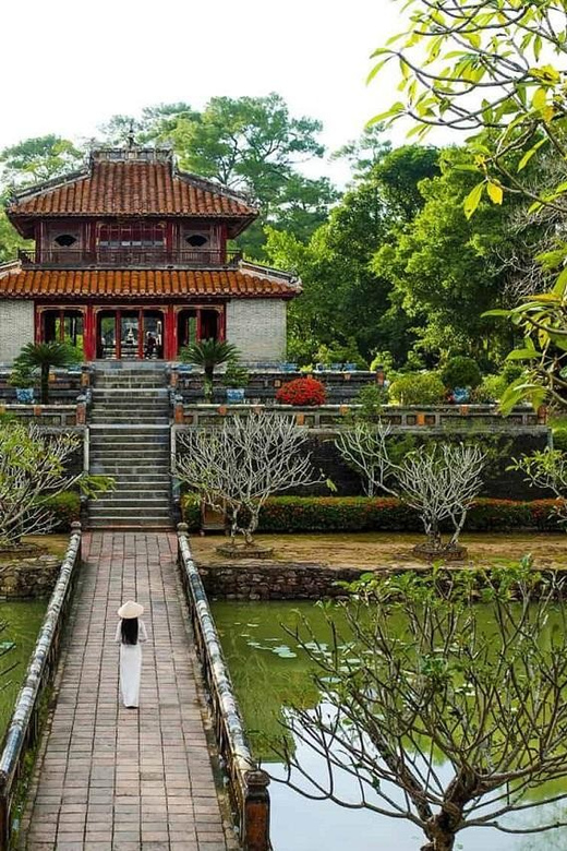 Hue : Royal Tombs- Thien Mu Pagoda- Dragon Boat Private Tour - Khai Dinh Tomb and its bold change of style