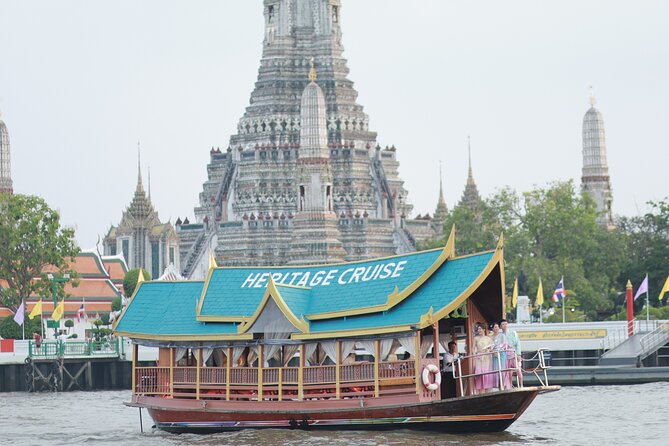 Instagram Photo Tour with Wat Arun and River Cruise - Key points at a glance