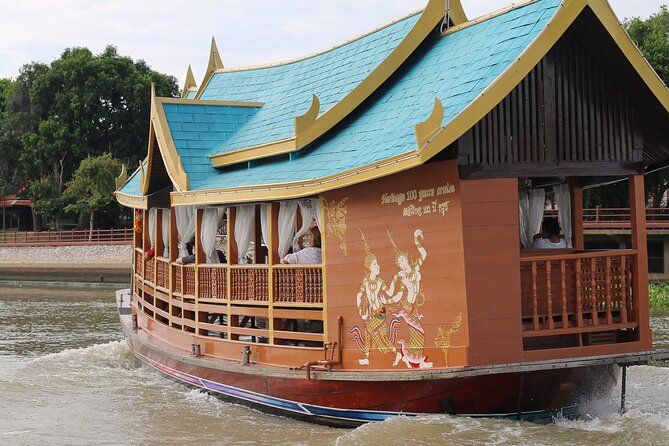 Instagram Photo Tour with Wat Arun and River Cruise - Is $173.68 a fair price?