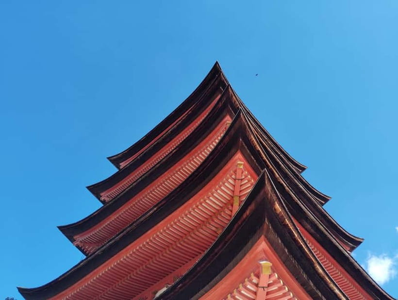 Itsukushima Shrine: Guided Tour with a Local - Meeting by the Taira no Kiyomori statue