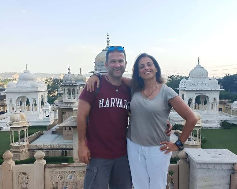 Jaipur: Explore City Sights, Amber Fort & Monkey Temple - A Rajasthani Lunch Break