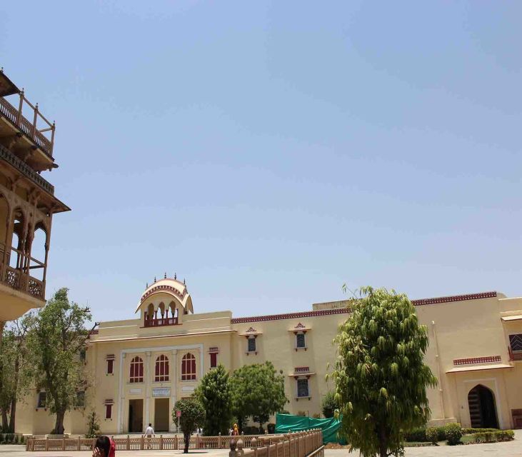 Jaipur: Full-Day City Tour with Camel Ride and Monkey Temple - Amber Fort gives Jaipur its grand opening