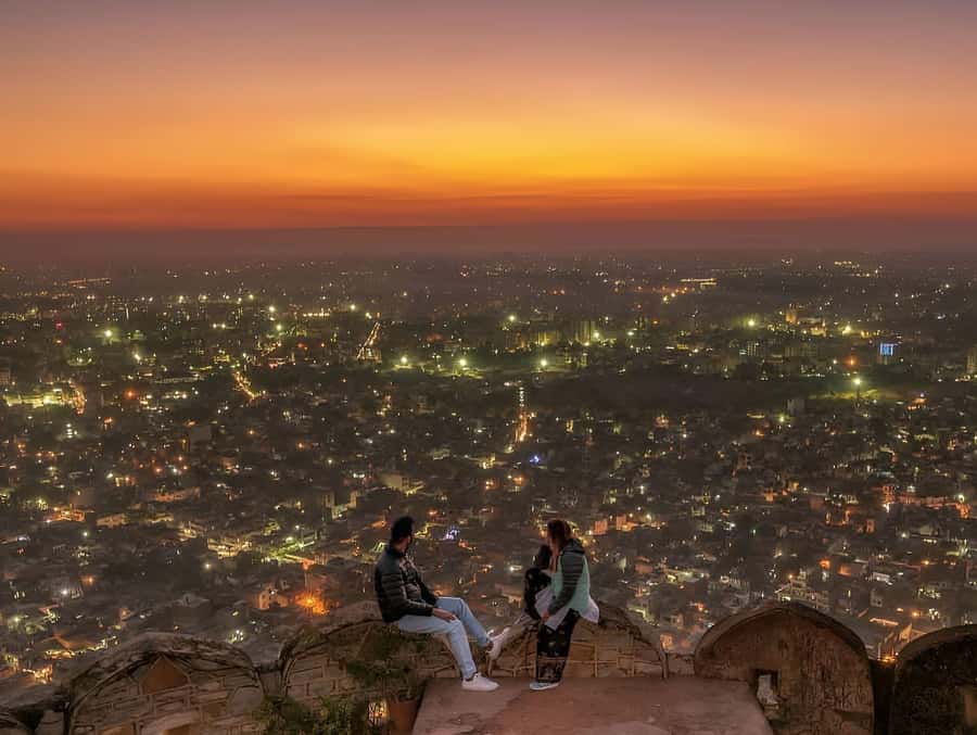 Jaipur: Tour with Nahargarh Sunrise or Monkey Temple Sunset - Albert Hall and the Pink City finish the evening