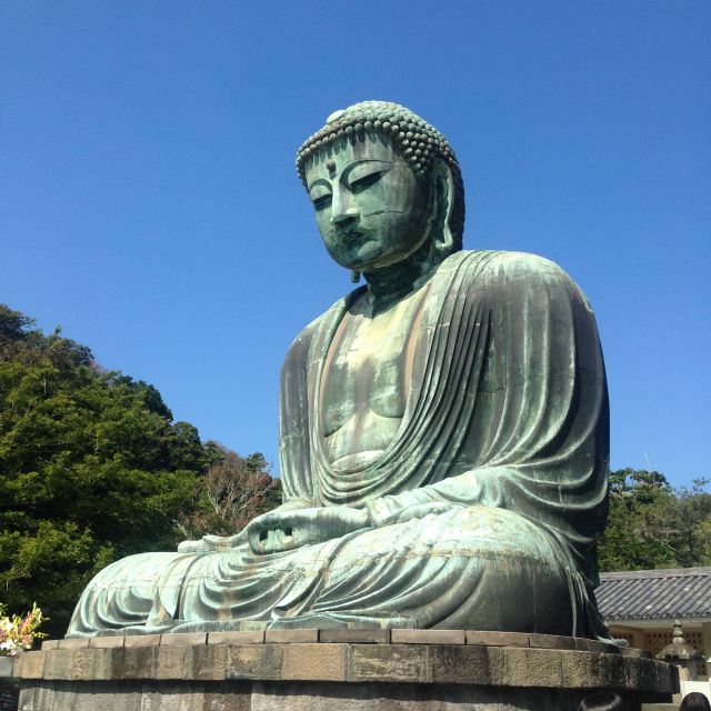 Kamakura: Great Buddha, Hase Temple, & Komachi Street Tour - Riding the Enoden local train