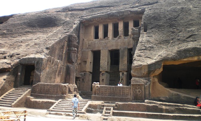 Kanheri Cave with Global Vipassana Pagoda Tour in Private Vehicle - A private guide changes the pace
