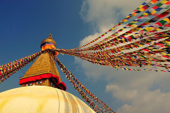 Kathmandu Spiritual Sites: Bodhnath & Pashupatinath Tour - The Aarati ceremony after sunset