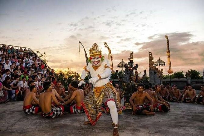 Kecak Fire Dance and Sunset at Uluwatu Temple All Inclusive - Getting a good seat for the 6pm fire dance
