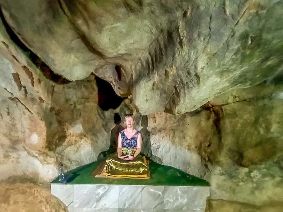 Khao Lak: Three Temples Tour in Phang Nga - What the guide adds to the experience