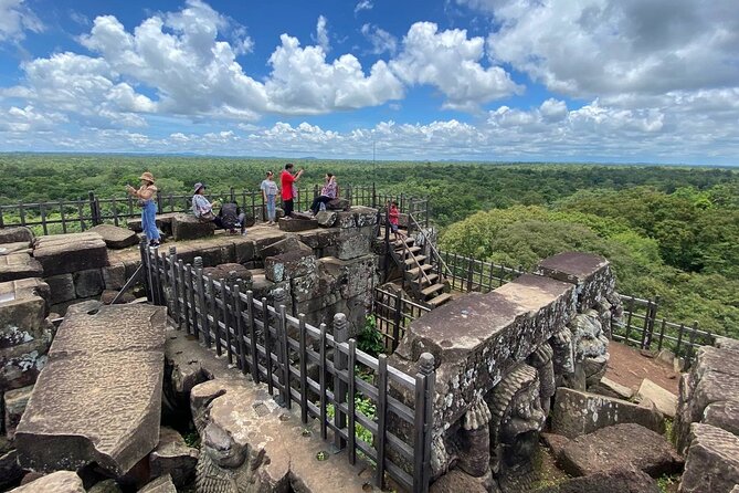 Koh Ker Temple Group & Beng Mealea Full-Day Join-in Tour - What to pack for a hot and active day