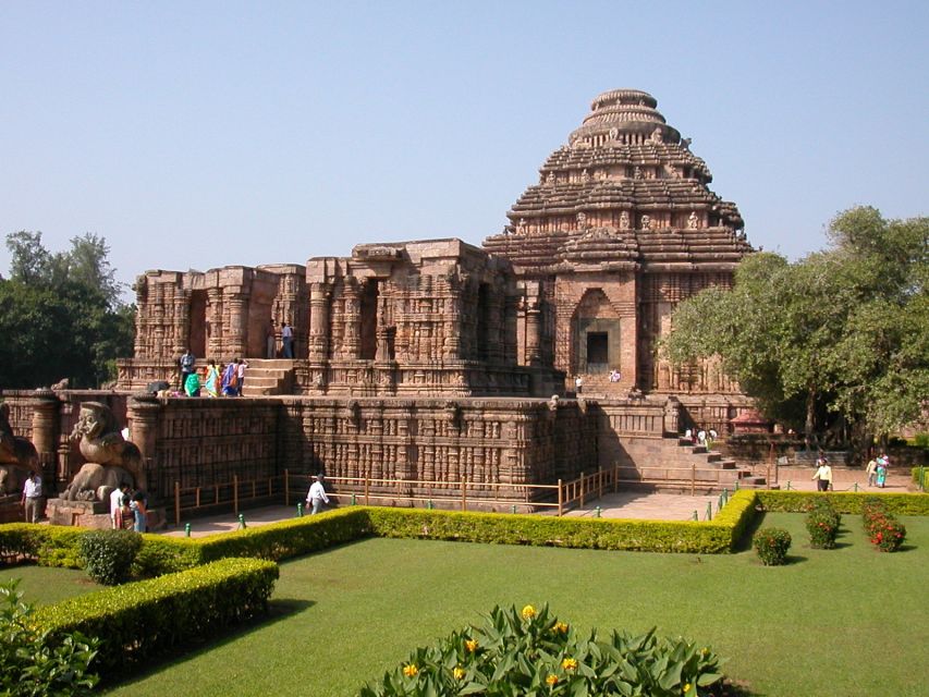 Konark Temple and Pipli Village from Bhubaneswar - What the guide adds to the stonework