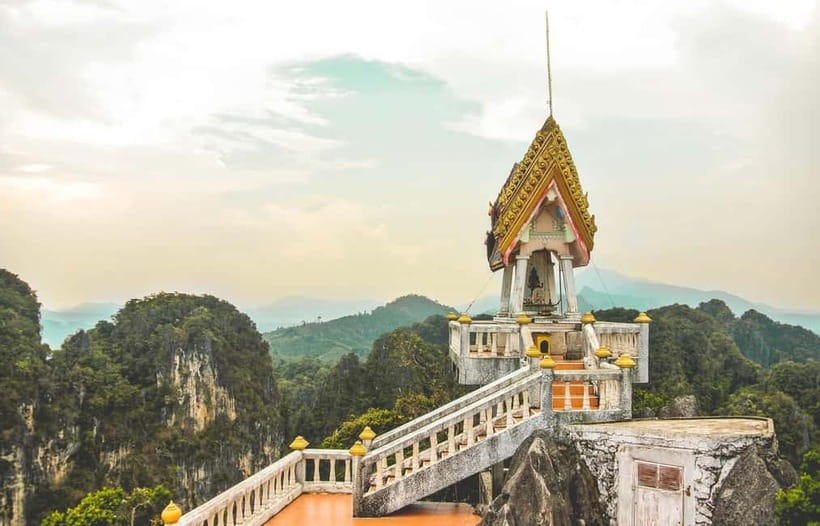 Krabi: Ethical Elephant Sanctuary & Tiger Cave Temple Tour - Climbing 1,237 steps at Tiger Cave Temple