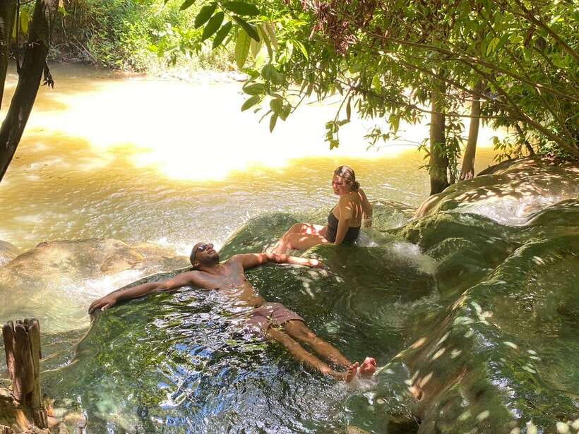 Krabi: Tiger Cave Temple, Emerald Pool and Hot Springs Tour - Lunch in a local restaurant, with costs kept separate