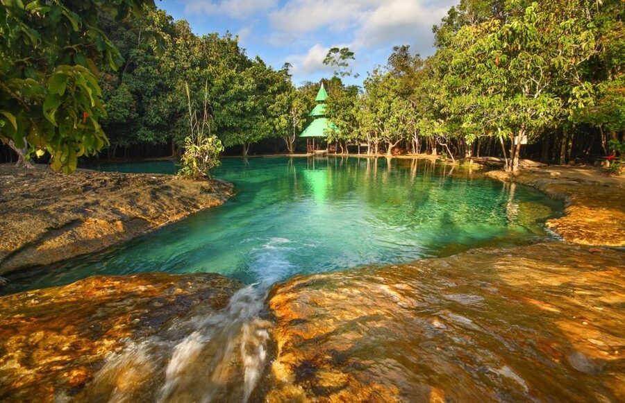 Krabi: Tiger Temple, Hot Springs & Crystal Pool Jungle Tour - The Blue Pool and the rainforest walk