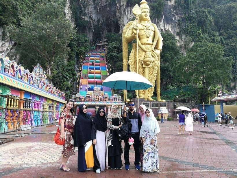 Kuala Lumpur: Batu Caves, Thean Hou Temple & National Mosque - Why the vehicle and timing matter