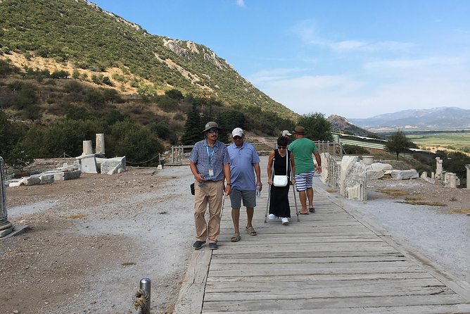 Kusadasi Shore Excursion: Private Tour to Ephesus including House of Virgin Mary and Temple of Artemis - What the guide can make or break