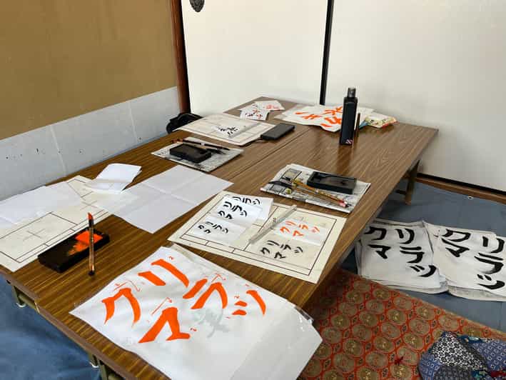 Kyoto: Calligraphy class at Buddhist temple in city center - Key points at a glance