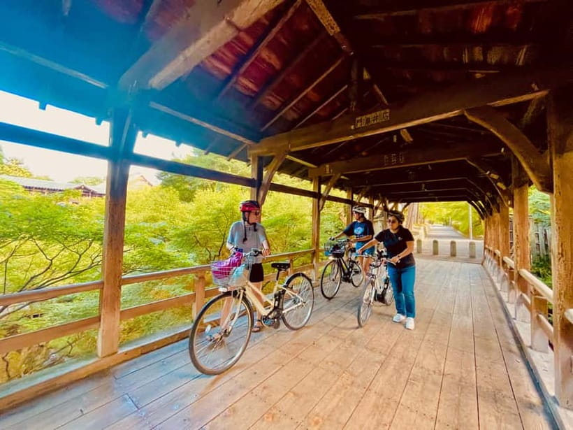 Kyoto: Fushimi Inari Shrine and Tofukuji Temple E-Bike Tour - Tofukuji Temple and a quiet Zen garden