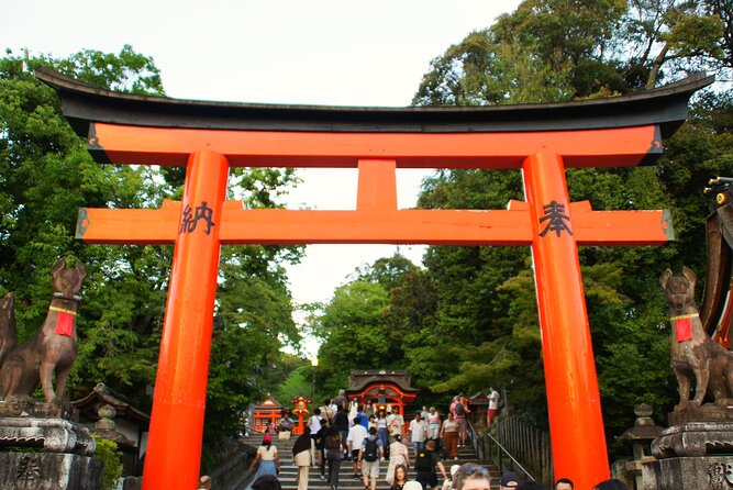 Kyoto: Fushimi Inari Shrine Walking Tour - Climbing the forest trails toward Kyoto views