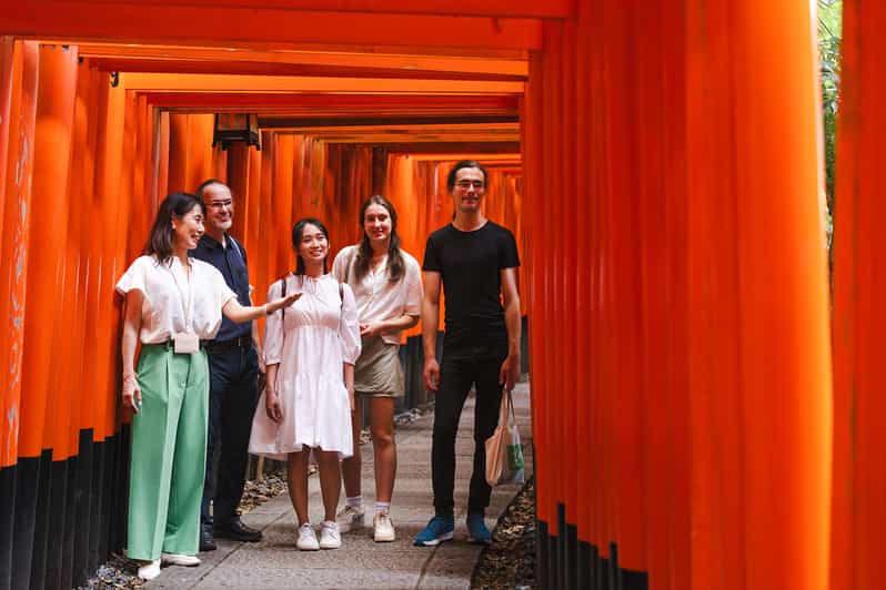 Kyoto: Fushimi Inari Taisha Shrine Walking Tour with Guide - Starting at Kyoto Station with a local guide