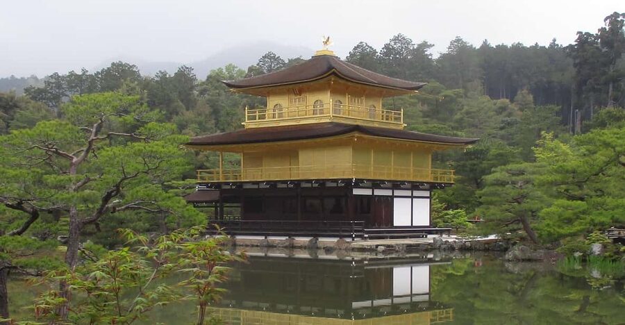 KYOTO: Golden Pagoda, Bamboo Forest, Arashiyama (Italian) - Why this pairing works so well
