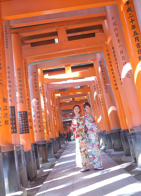 Kyoto:Kiyomizu-dera Temple Rent a kimono and ride a rickshaw - Choosing a kimono or yukata