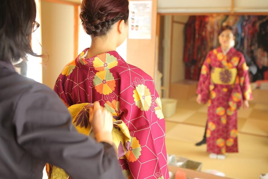 Kyoto:Kiyomizu-dera Temple Rent a kimono and ride a rickshaw - Planning around weather and comfort