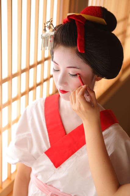 Kyoto kiyomizu Temple : Maiko and Samurai Couple Photoshoot - What the $114 price really buys