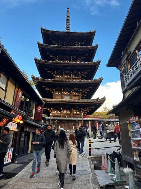 Kyoto: Kiyomizudera, Sanjusangendo, Ginkakuji and Higashiyama. - Who should book this Kyoto temple tour?