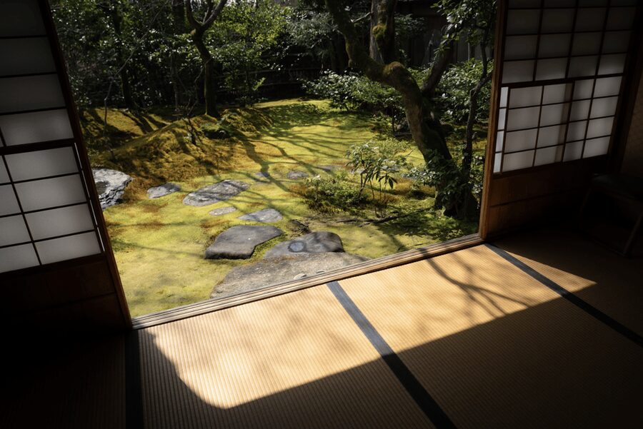 Kyoto: Zen Meditation at a Private Temple with a Monk - Garden time and photographs