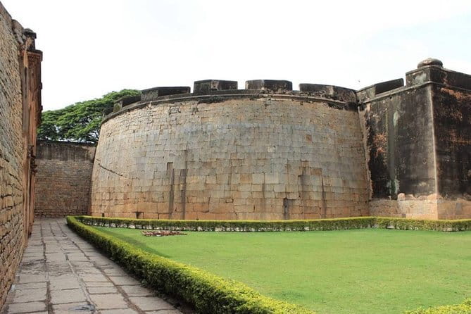Lepakshi Temple and Nandi Hills Day Trip from Bangalore - Nandi Hills temple, gardens, and wide views