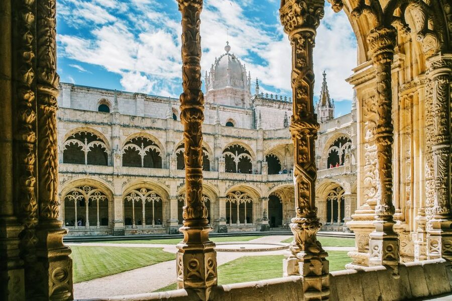 Lisbon: Jerónimos Monastery Entrance Ticket - Choosing the right time to visit