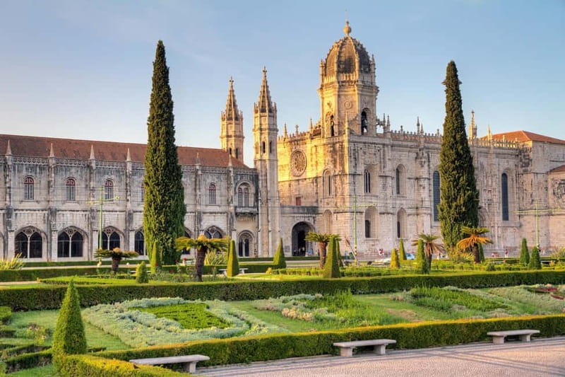Lisbon: Skip-the-line Jerónimos Monastery Tour with Tickets - Key points to know before booking