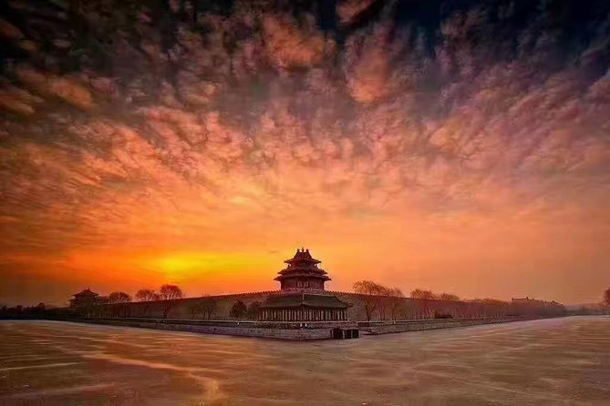 Local's Beijing: Forbidden City Insider Tour +Temple +Duck Feast - Entering the Forbidden City