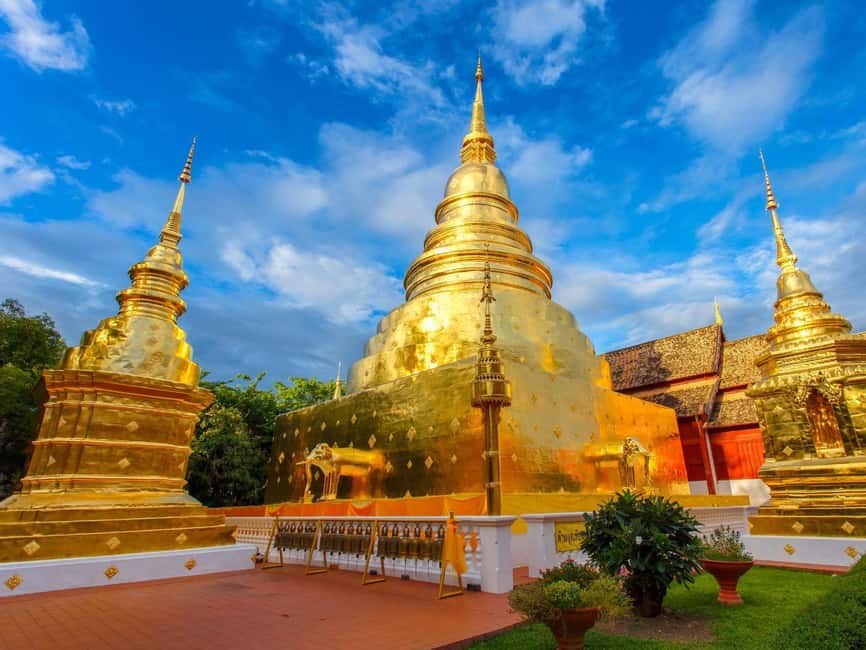 Long Neck Village, Silver Temple & Chiang Mai Top Sites - What this four-hour Chiang Mai tour is really like