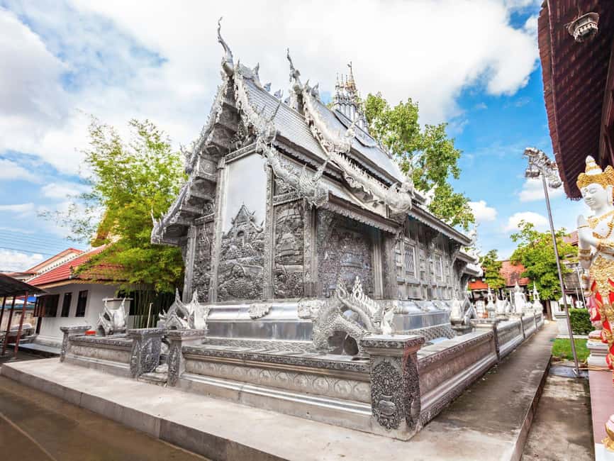 Long Neck Village, Silver Temple & Chiang Mai Top Sites - Wat Sri Suphan and Chiang Mai’s silver tradition
