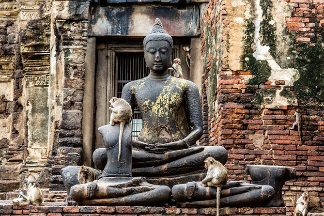 Lopburi Monkey Temple & Ayutthaya Old City Tour From Bangkok - Wat Phra Si Sanphet and Ayutthaya’s royal center