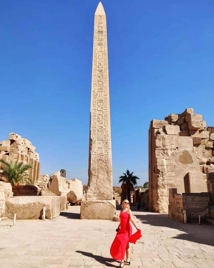 Luxor: East & West Bank Temples Private Tour with Tickets - Lunch at a local restaurant