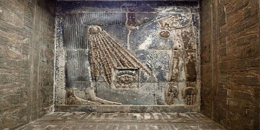 Luxor: Shared Half-Day tour of Dendera Temple with guide - Who should choose this Dendera tour?