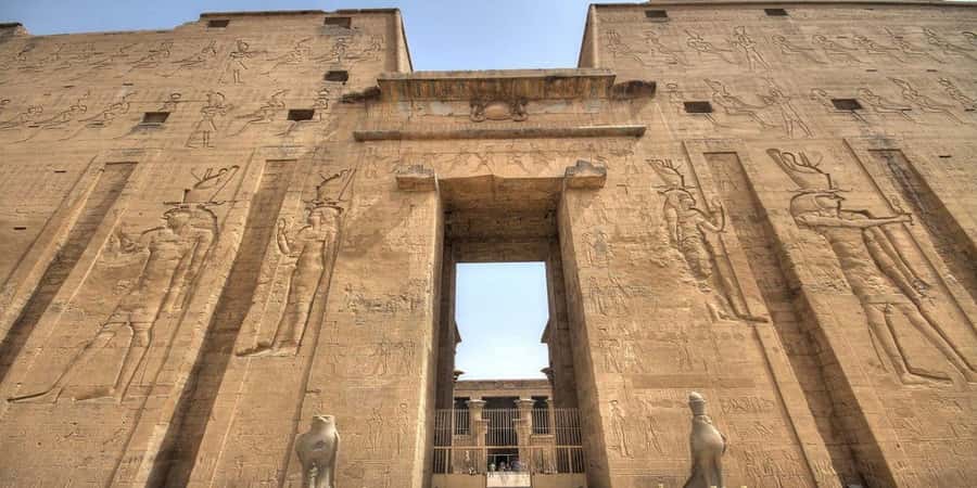 Luxor: Tour to Edfu Temple & Lunch & Felucca & Entrance Fees - Private transport, language, and comfort