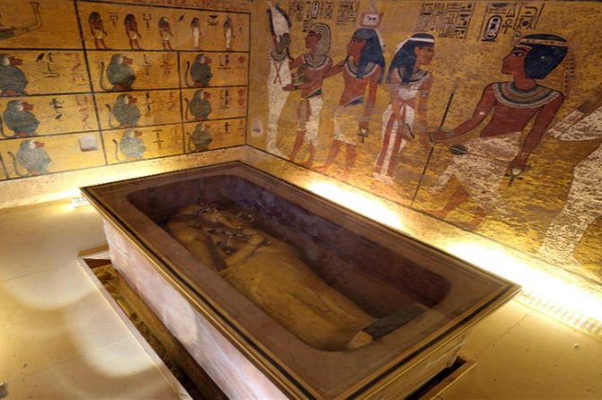 Luxor: Valley of Kings, Hatchepsut Temple ,Karnak & Luxor-DayTour - Two hours among Karnak’s columns