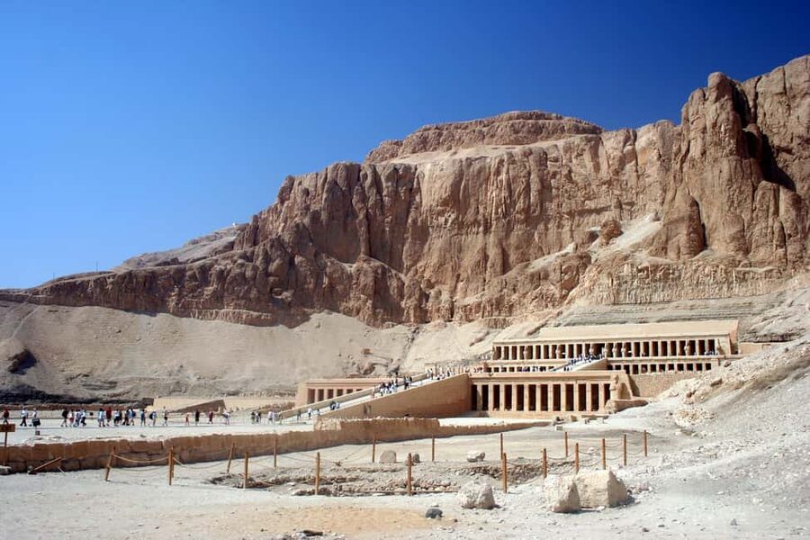 Luxor: Valley of The Kings and Hatshepsut Temple Day Trip - Reading Hatshepsut’s temple
