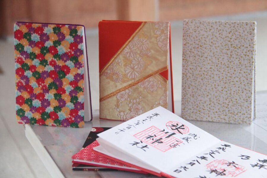 Make a temple stamp book with artist - Learning the Formal Way to Visit a Shrine
